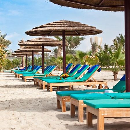 Sahara Beach Resort&Spa Schardscha Exterior foto Beach at Jumeirah Beach Hotel