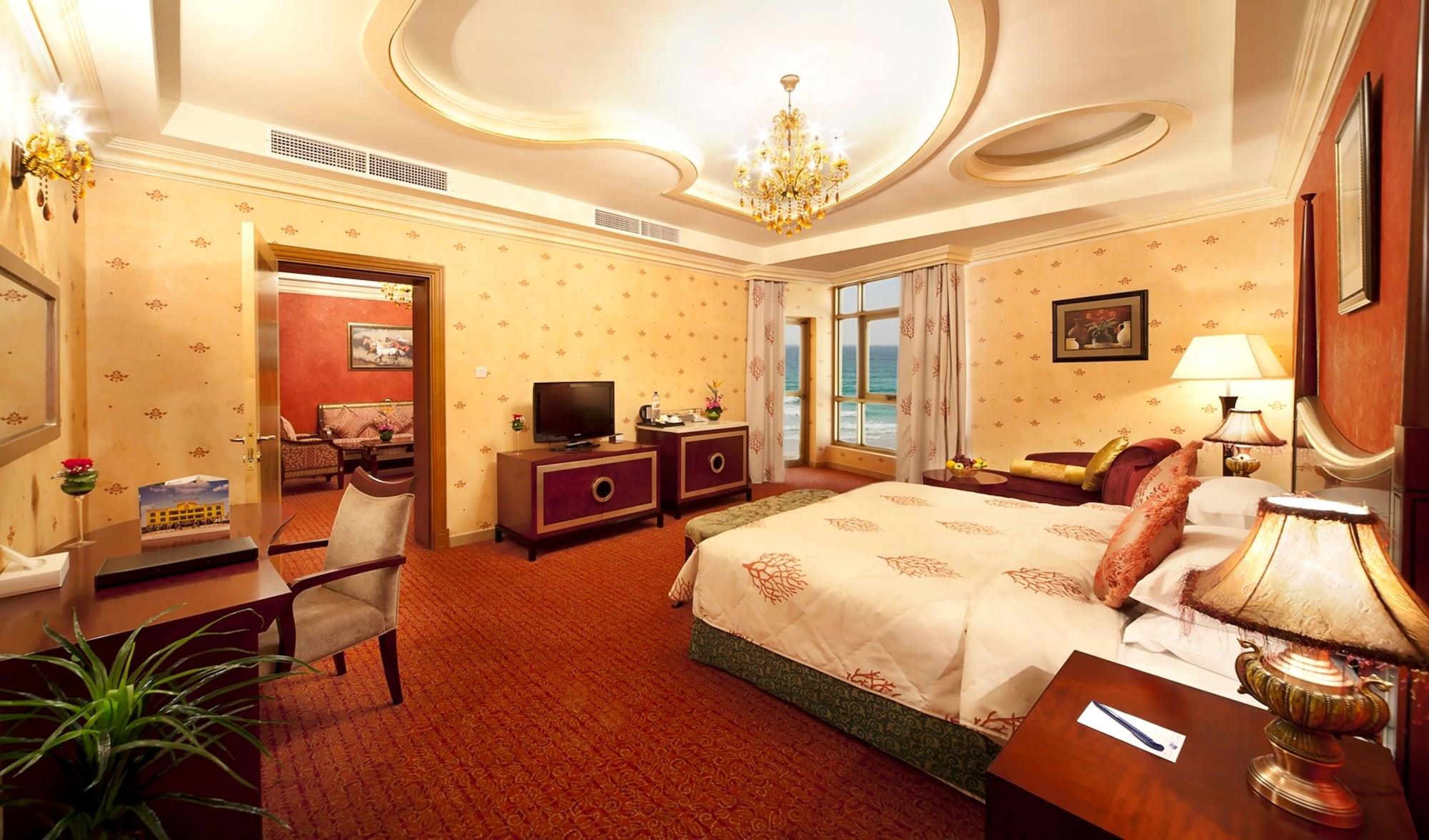 Sahara Beach Resort&Spa Schardscha Exterior foto A suite at the hotel
