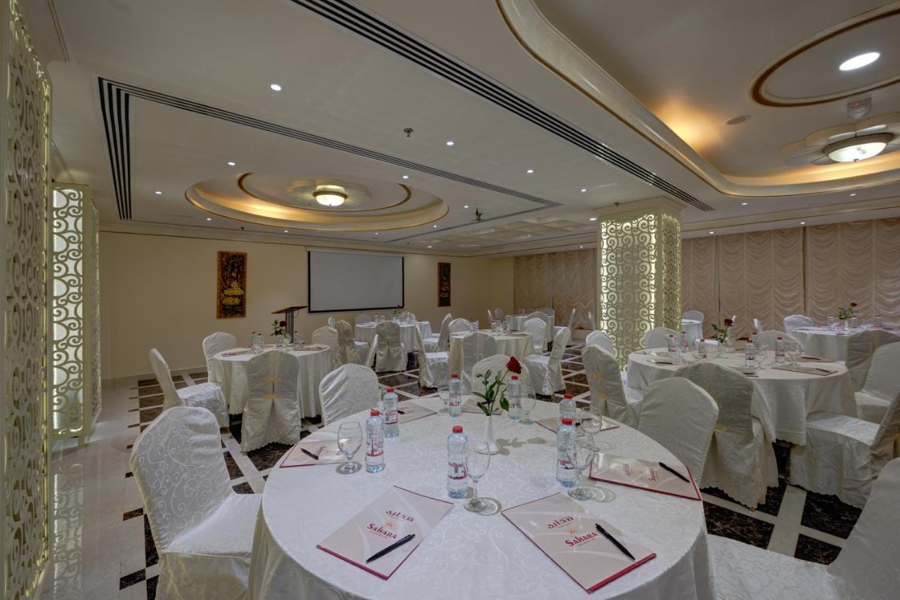 Sahara Beach Resort&Spa Schardscha Exterior foto The ballroom
